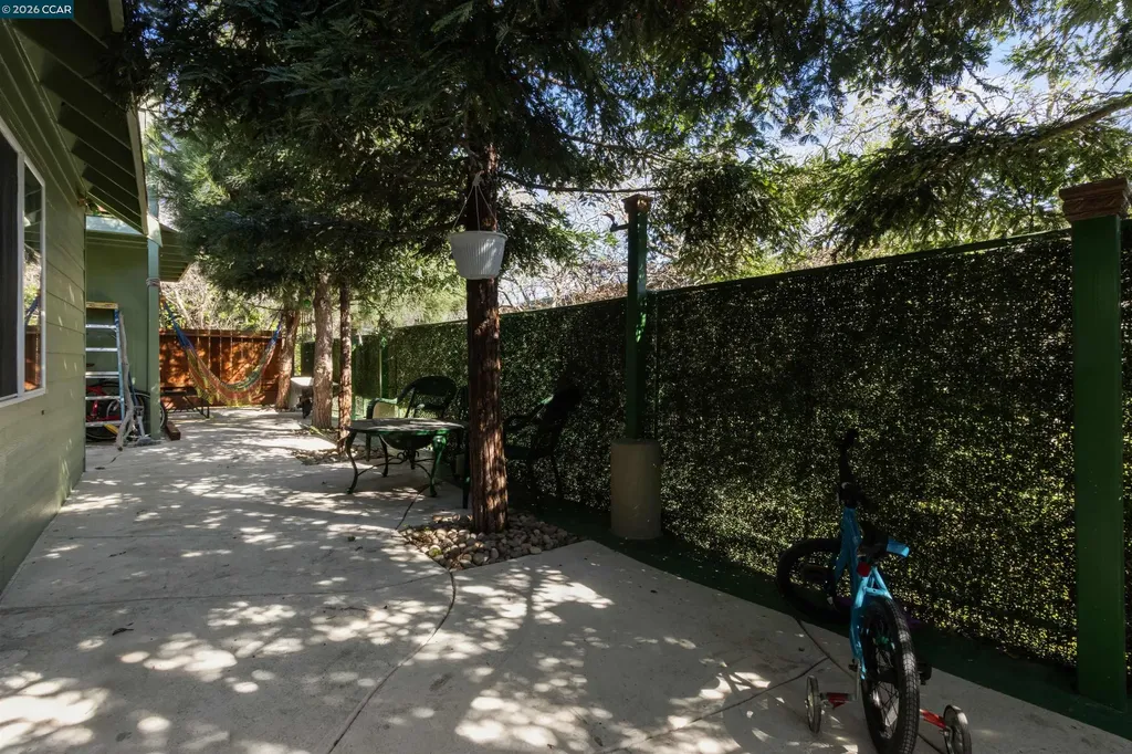 94 Anchor Drive Bay Point CA 94565
