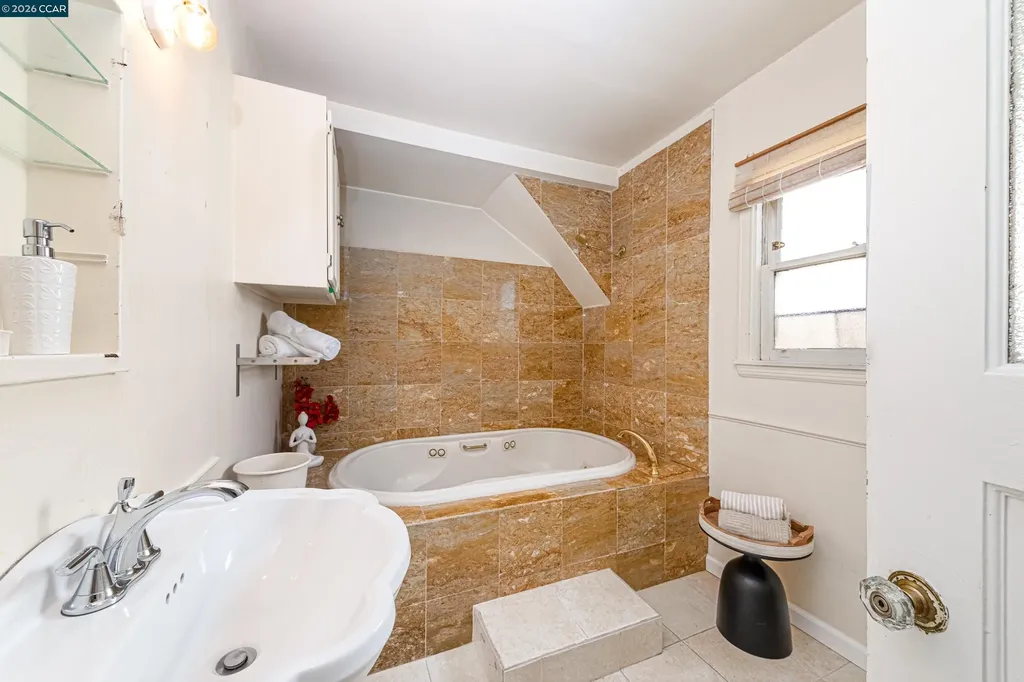 2600 55th Avenue Oakland CA 94605