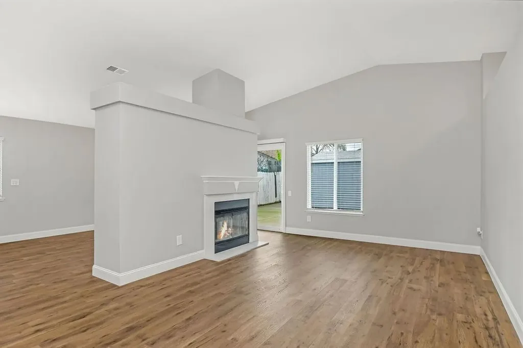 5200 Grass Valley Way Antioch CA 94531