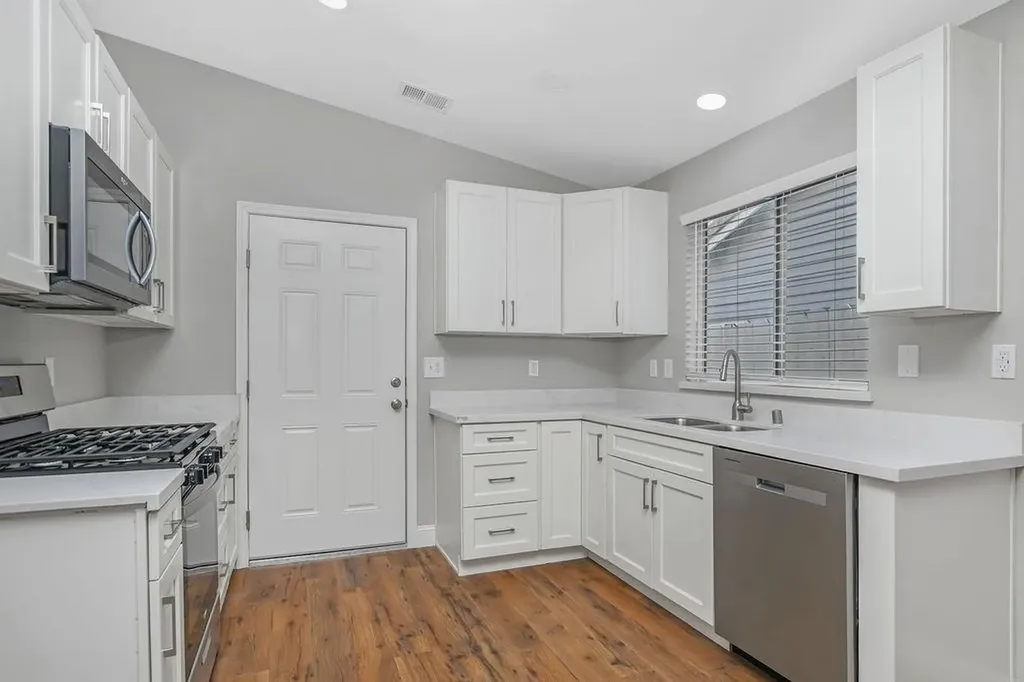 5200 Grass Valley Way Antioch CA 94531