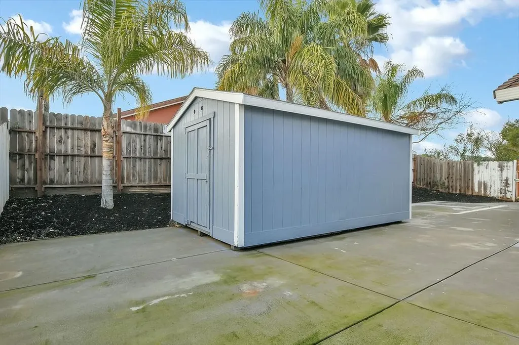 5200 Grass Valley Way Antioch CA 94531