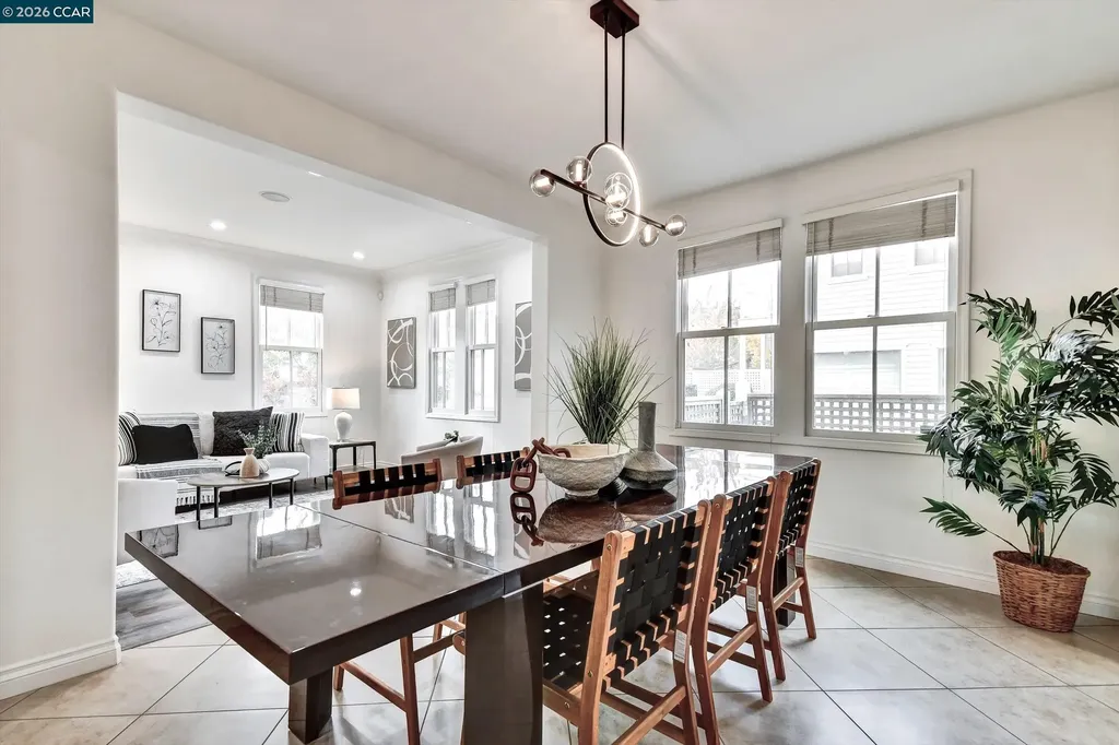 1018 Promenade Street Hercules CA 94547