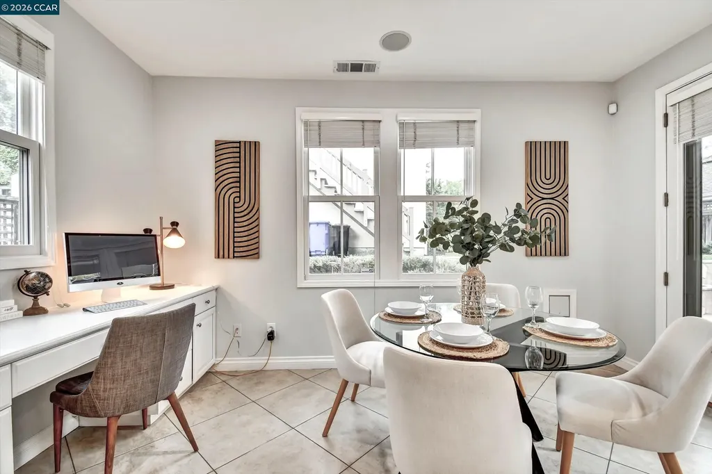 1018 Promenade Street Hercules CA 94547