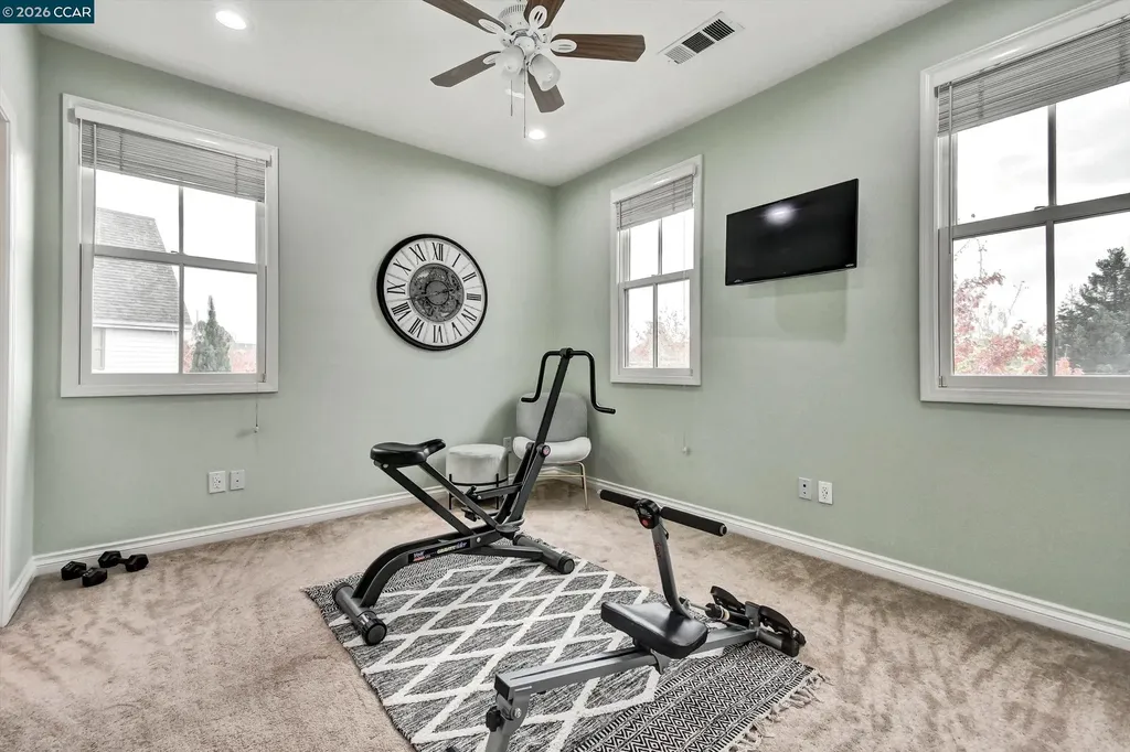 1018 Promenade Street Hercules CA 94547