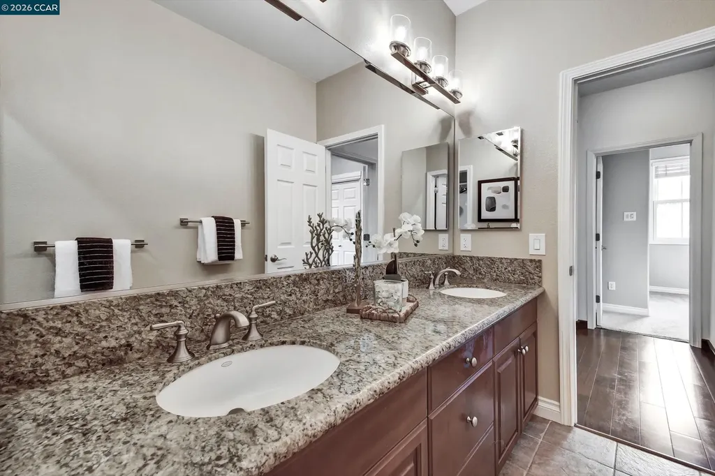 1018 Promenade Street Hercules CA 94547