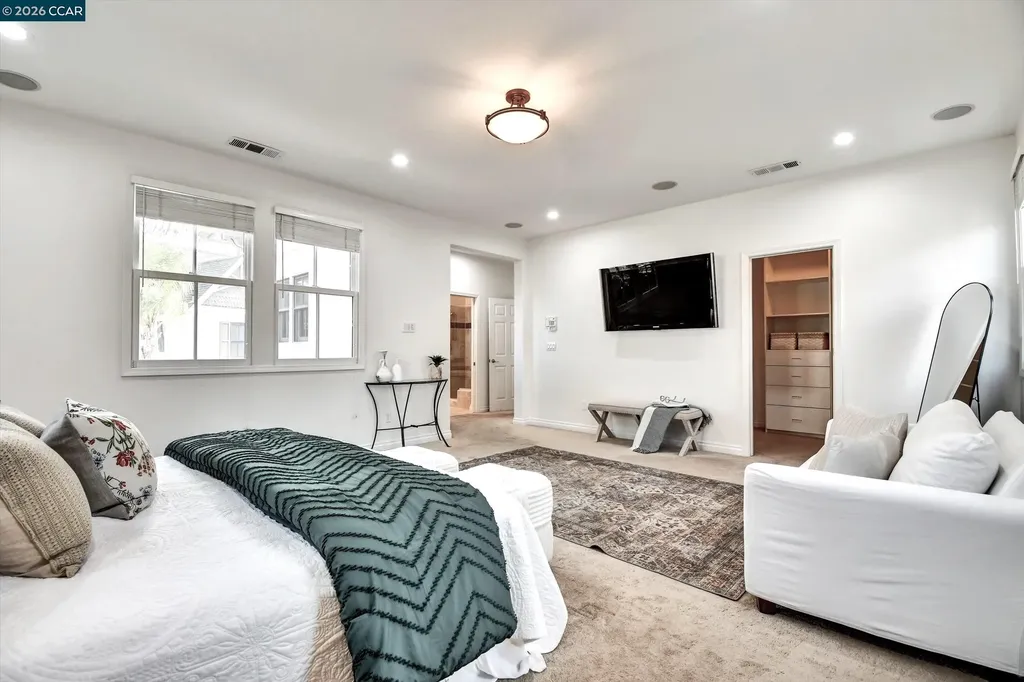 1018 Promenade Street Hercules CA 94547