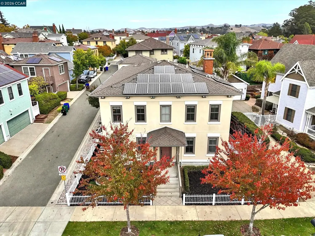 1018 Promenade Street Hercules CA 94547