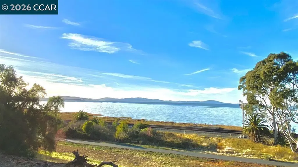 1018 Promenade Street Hercules CA 94547