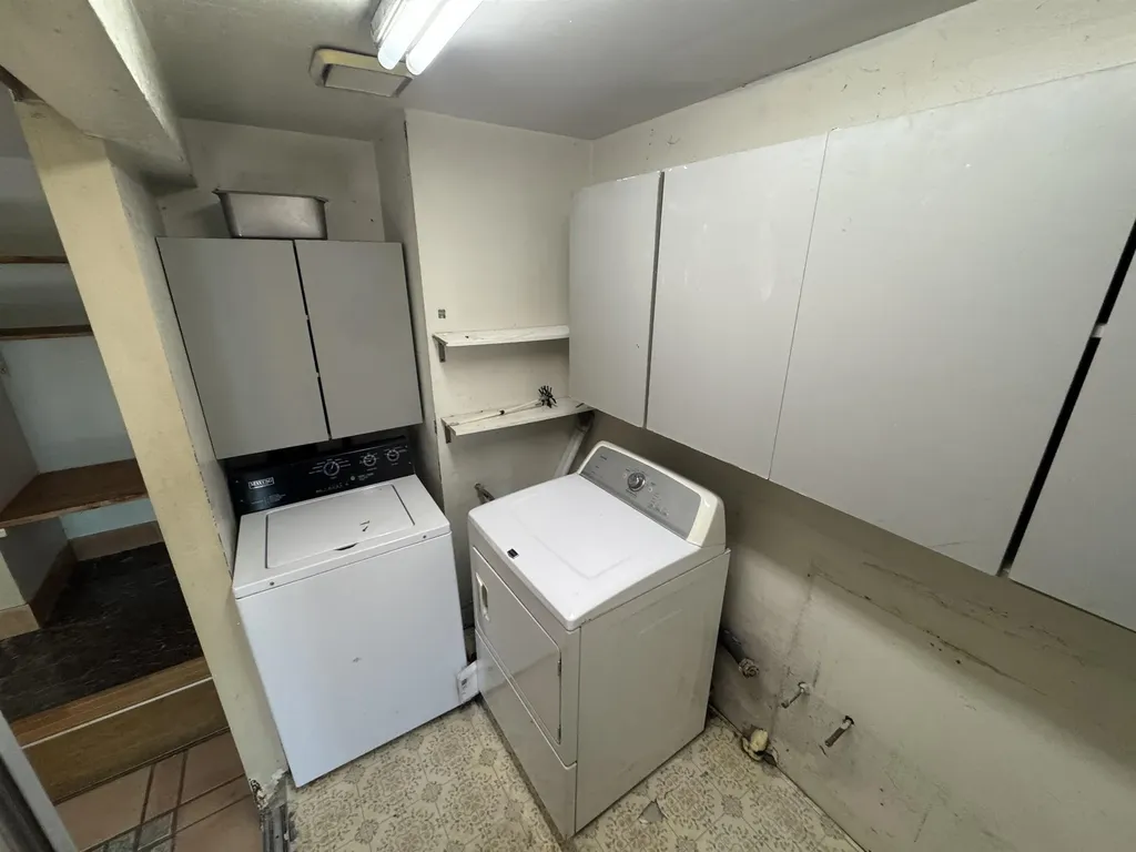 6440 Sunnymere Oakland CA 94605