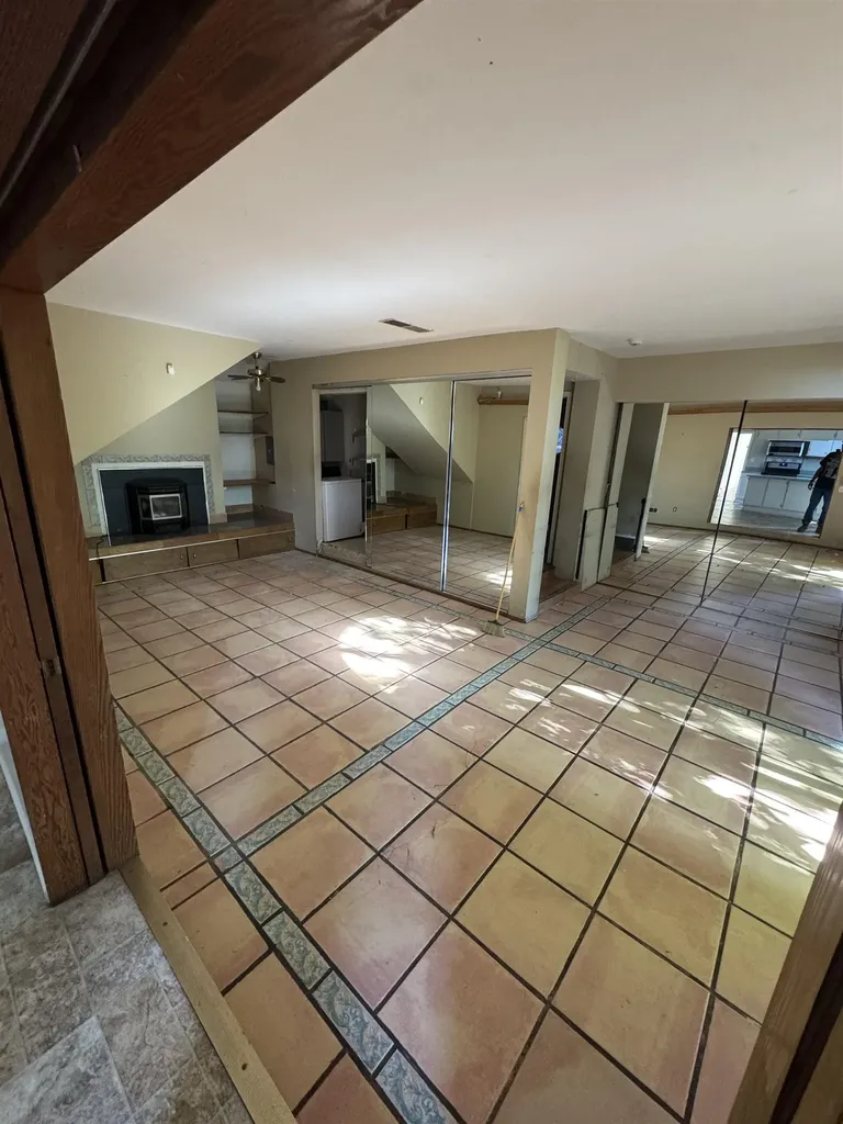 6440 Sunnymere Oakland CA 94605