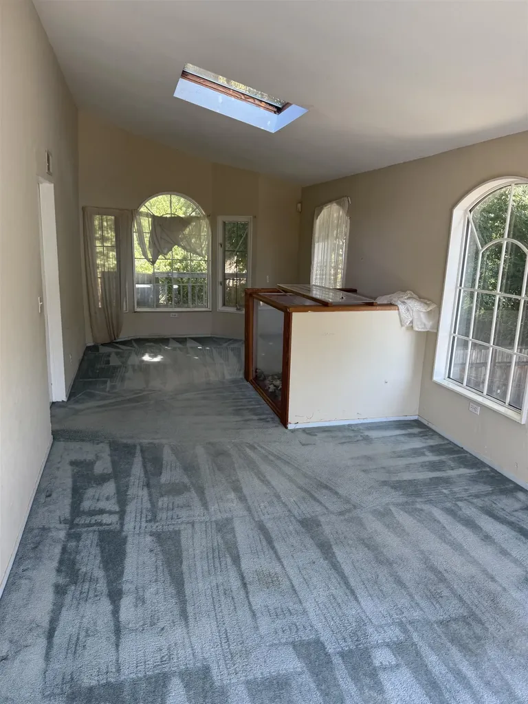 6440 Sunnymere Oakland CA 94605