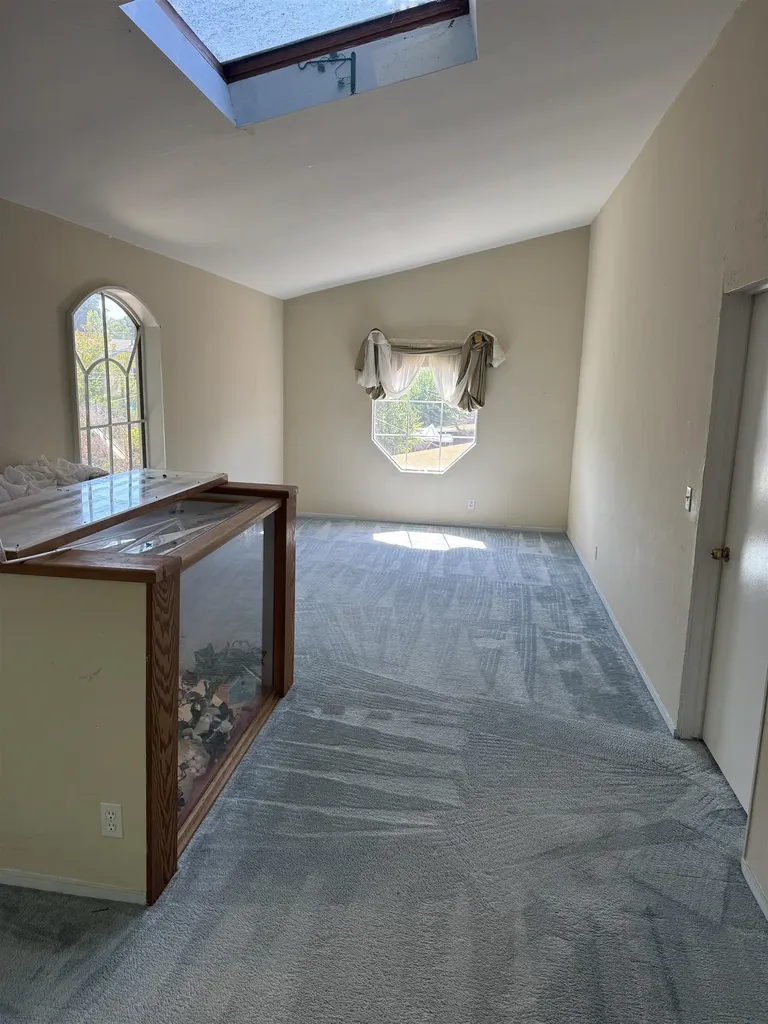 6440 Sunnymere Oakland CA 94605