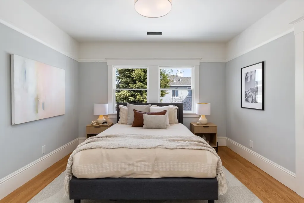 5914 Martin Luther King Jr Way Oakland CA 94609