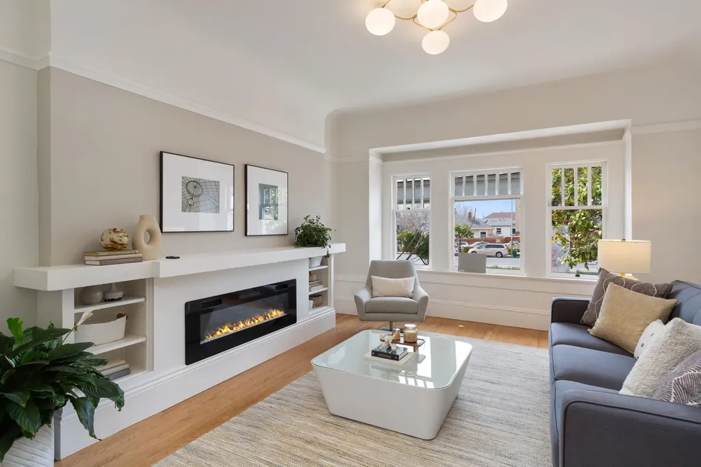 5914 Martin Luther King Jr Way Oakland CA 94609