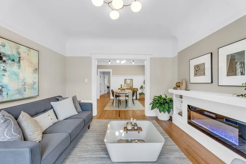 5914 Martin Luther King Jr Way Oakland CA 94609