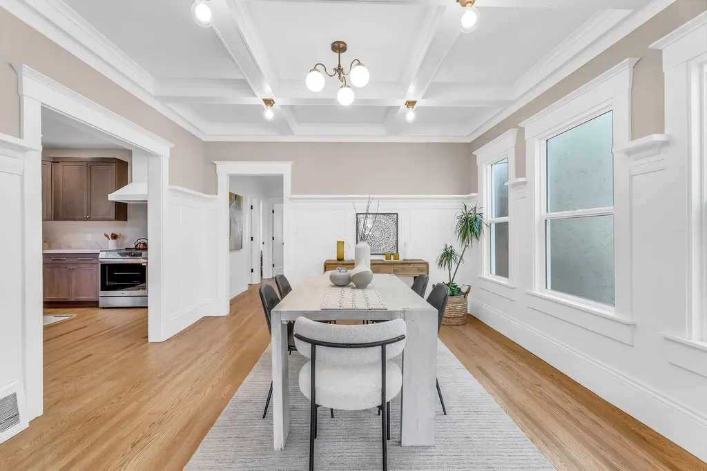 5914 Martin Luther King Jr Way Oakland CA 94609