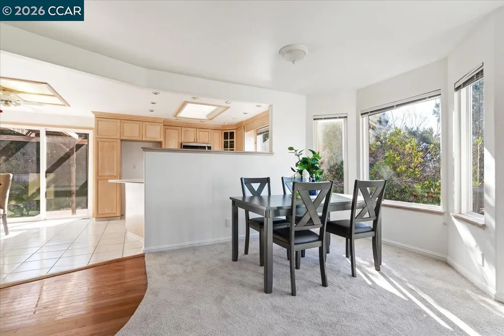 207 Midway Drive Martinez CA 94553