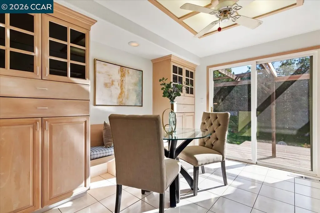 207 Midway Drive Martinez CA 94553