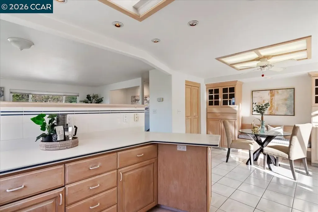 207 Midway Drive Martinez CA 94553