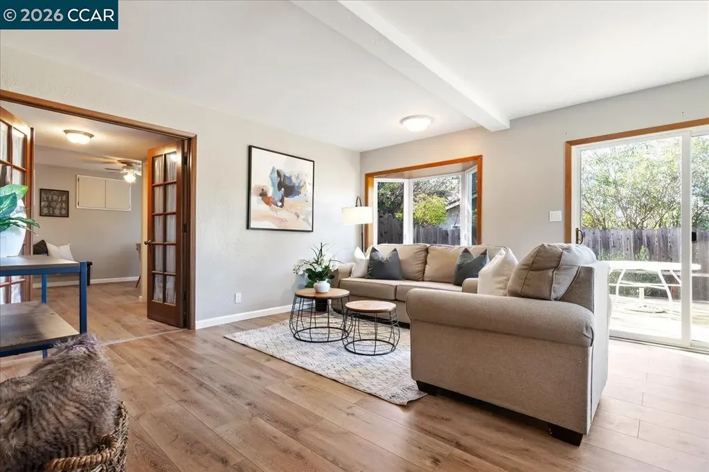 207 Midway Drive Martinez CA 94553