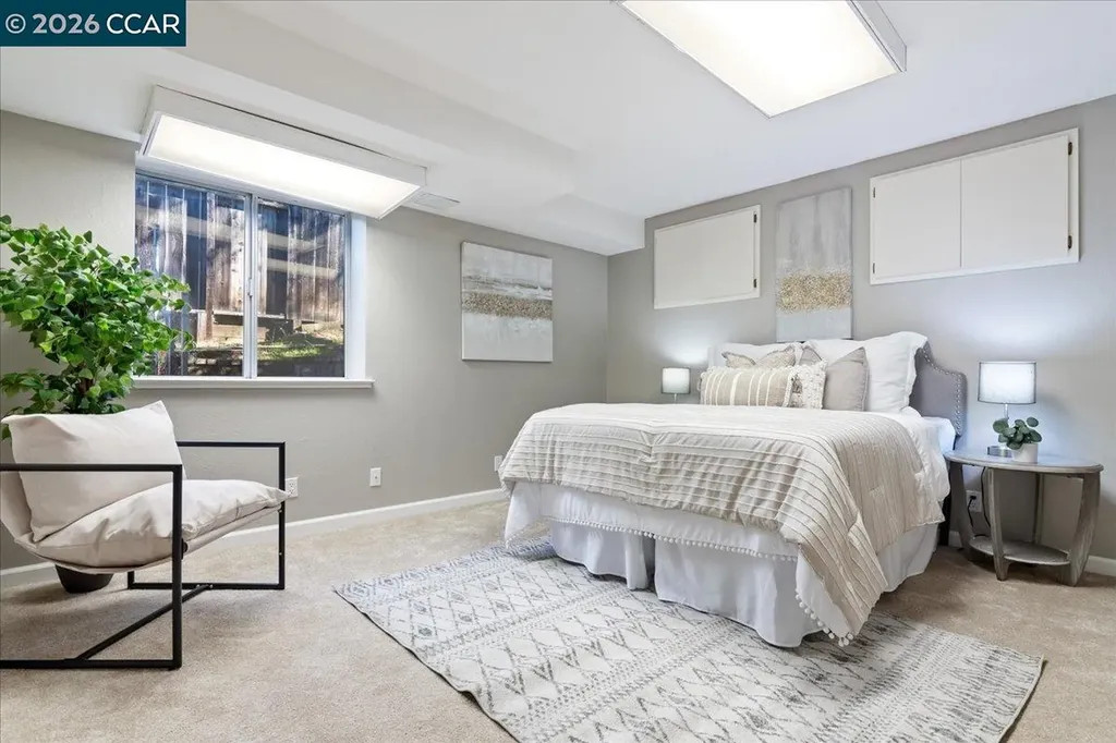 207 Midway Drive Martinez CA 94553