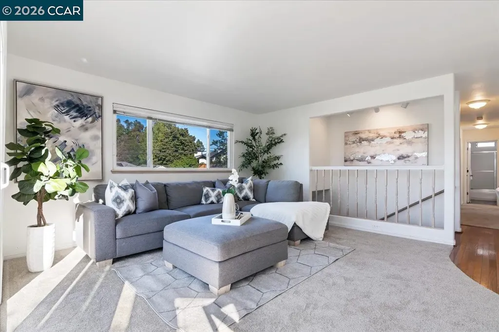 207 Midway Drive Martinez CA 94553