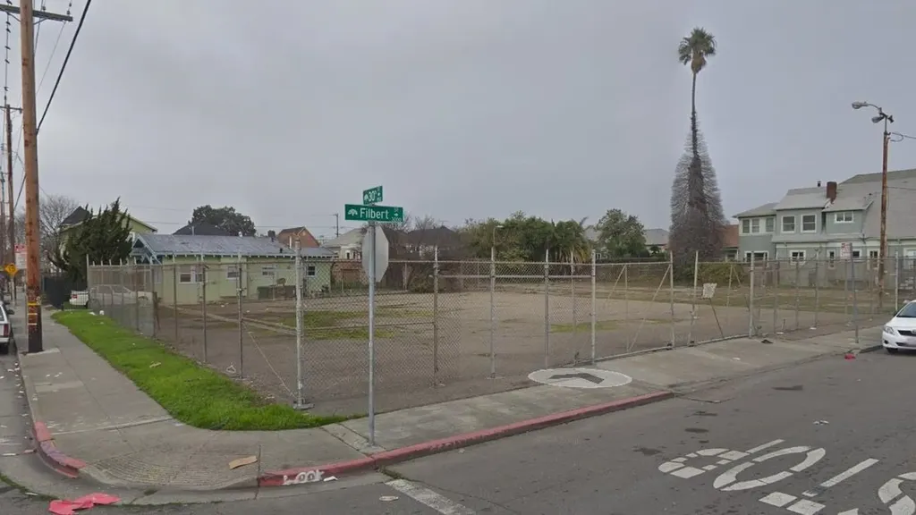 3003 Filbert Street Oakland CA 94608