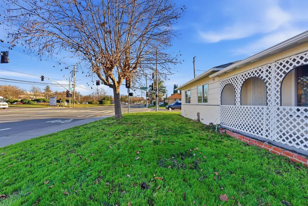 2719 Grant Street Concord CA 94520