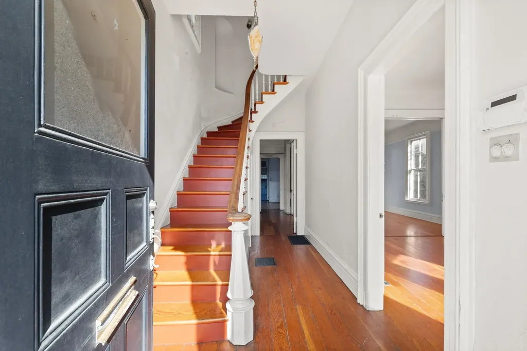 1746 8th Street Oakland CA 94607