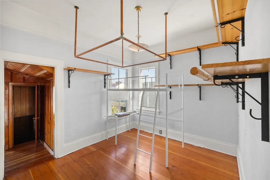 1746 8th Street Oakland CA 94607