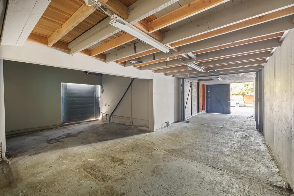 1746 8th Street Oakland CA 94607