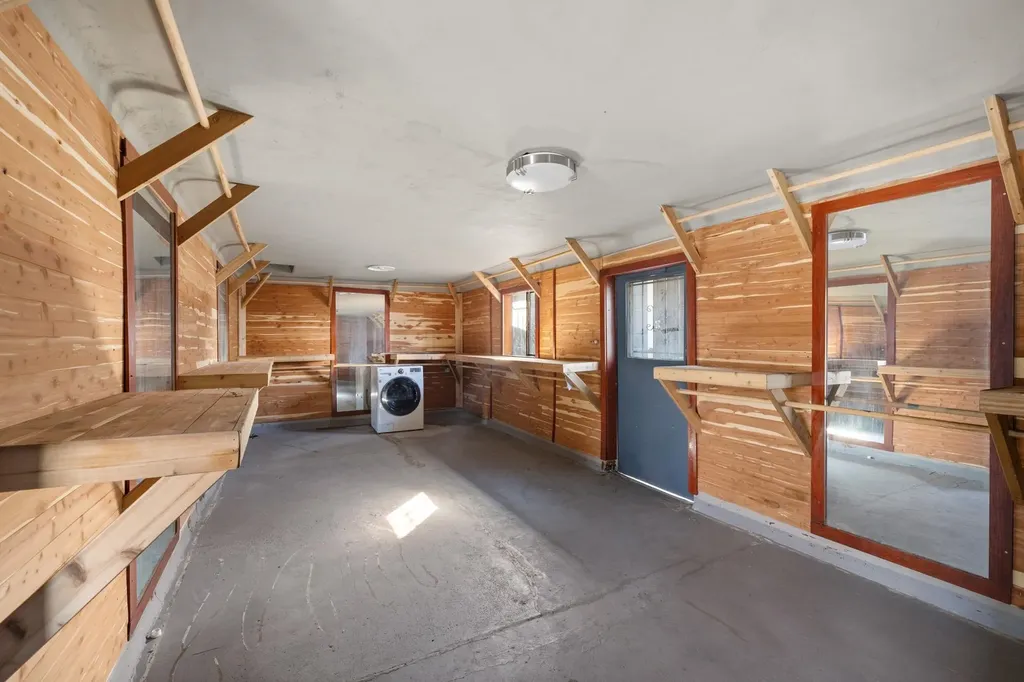 1746 8th Street Oakland CA 94607