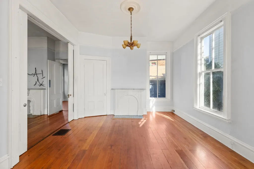 1746 8th Street Oakland CA 94607