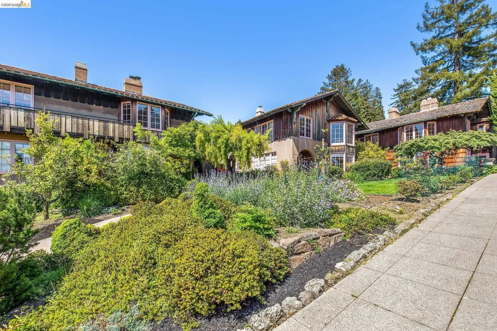 2501 Rose Walk Berkeley CA 94708