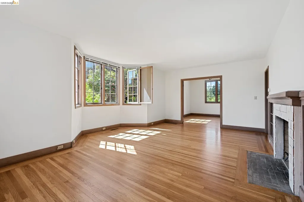 2501 Rose Walk Berkeley CA 94708