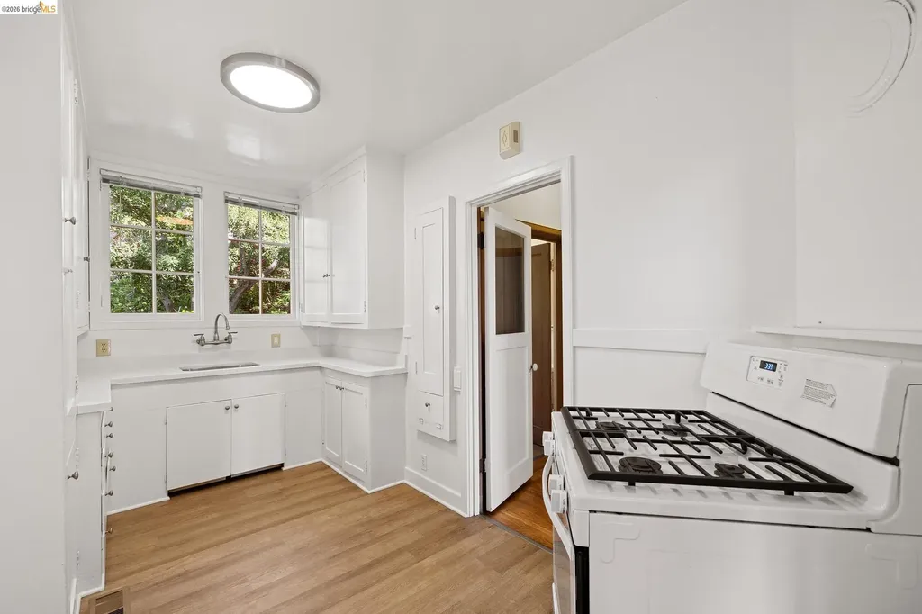 2501 Rose Walk Berkeley CA 94708