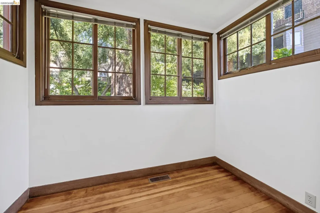 2501 Rose Walk Berkeley CA 94708
