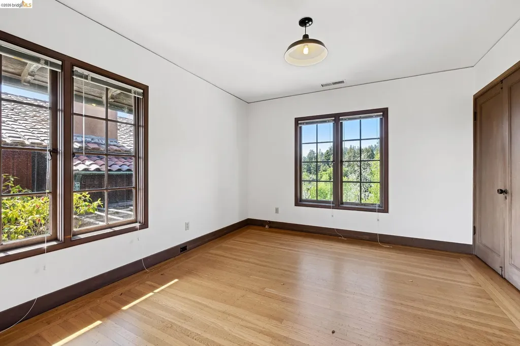 2501 Rose Walk Berkeley CA 94708