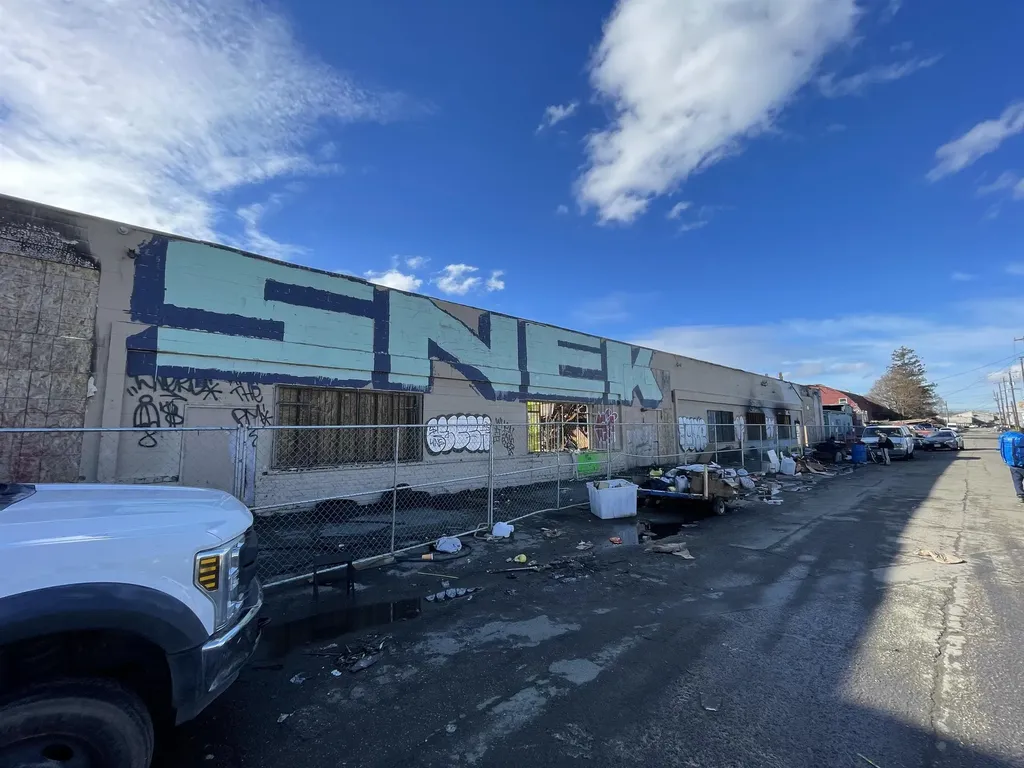 5321 8th Street Oakland CA 94601
