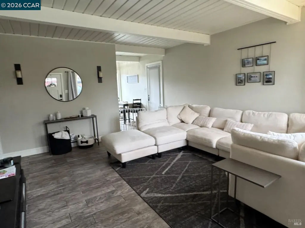 469 La Jolla Street Vallejo CA 94591