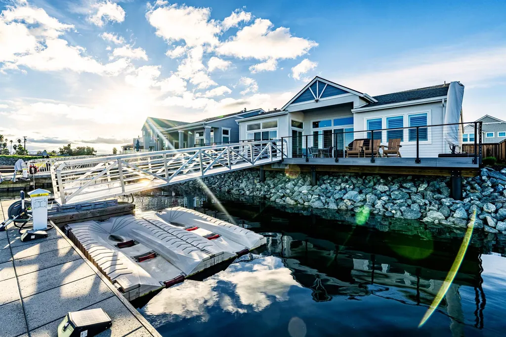 524 Channel Bethel Island CA 94511