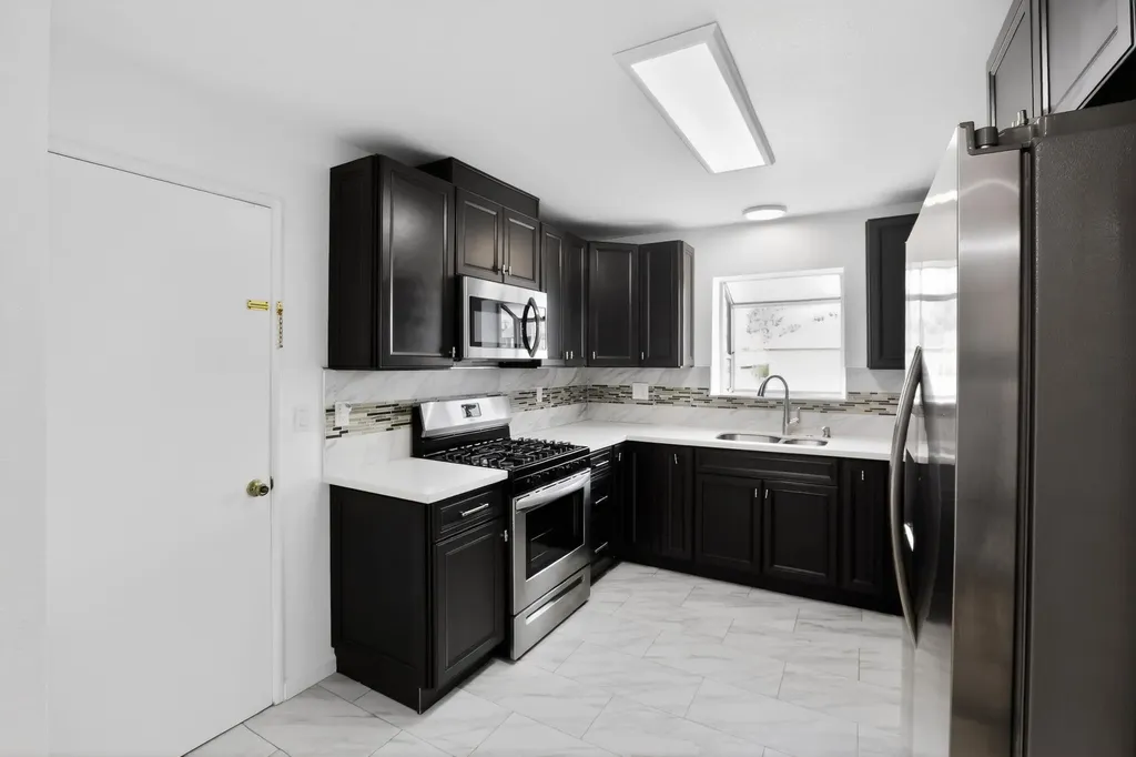 3287 Kelly Street Hayward CA 94541