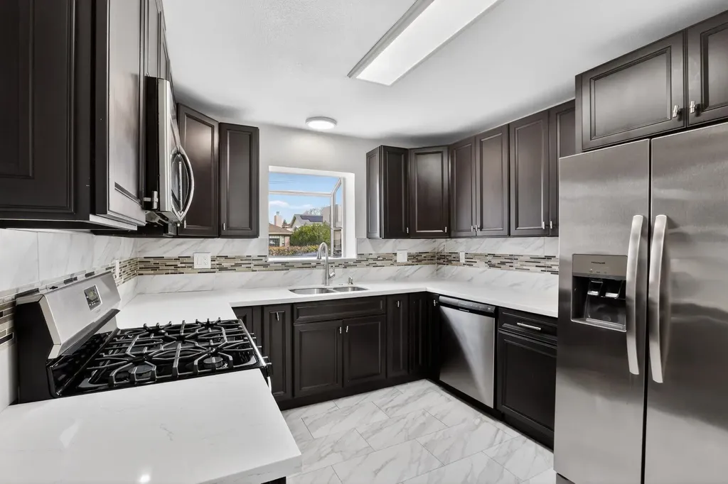 3287 Kelly Street Hayward CA 94541