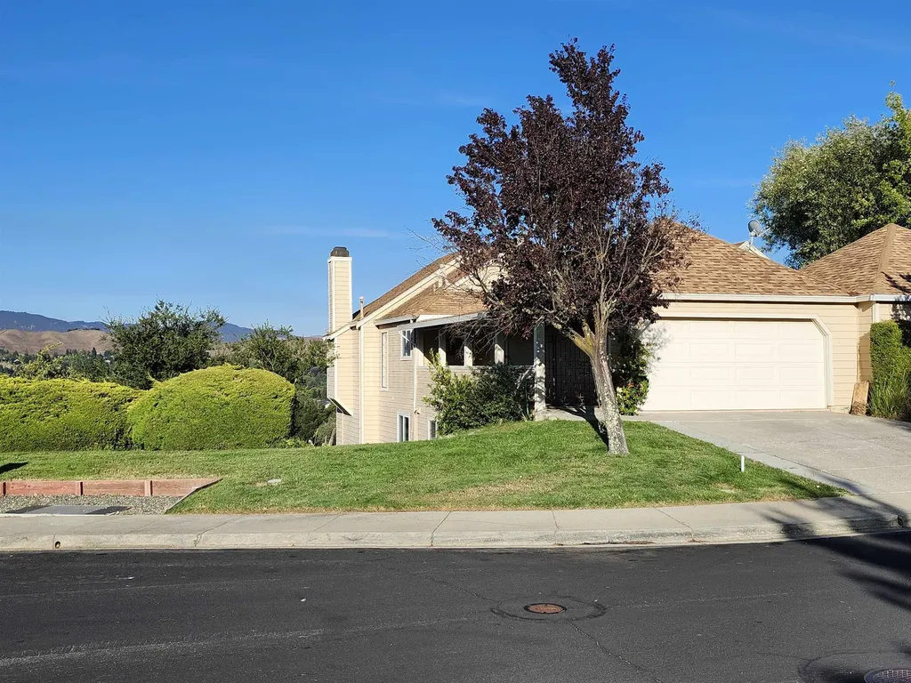 1823 Mockingbird Place Danville CA 94526