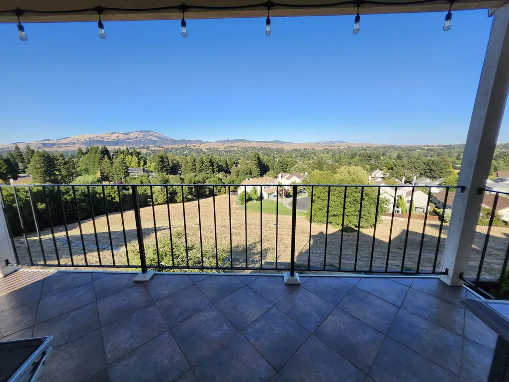 1823 Mockingbird Place Danville CA 94526