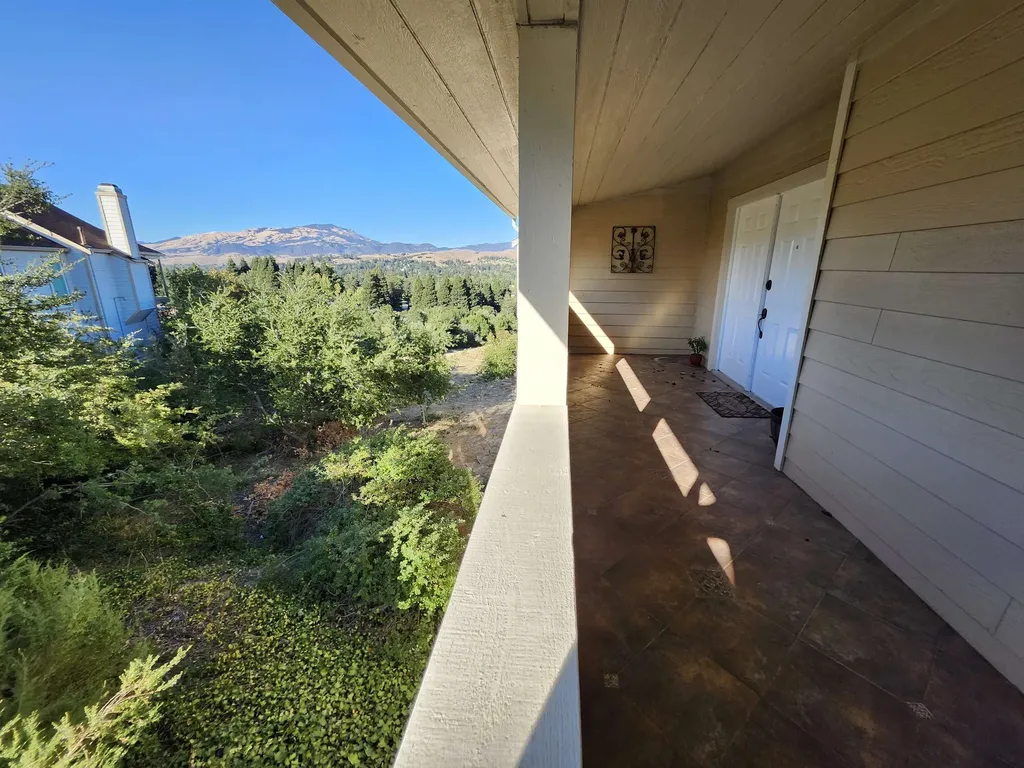 1823 Mockingbird Place Danville CA 94526
