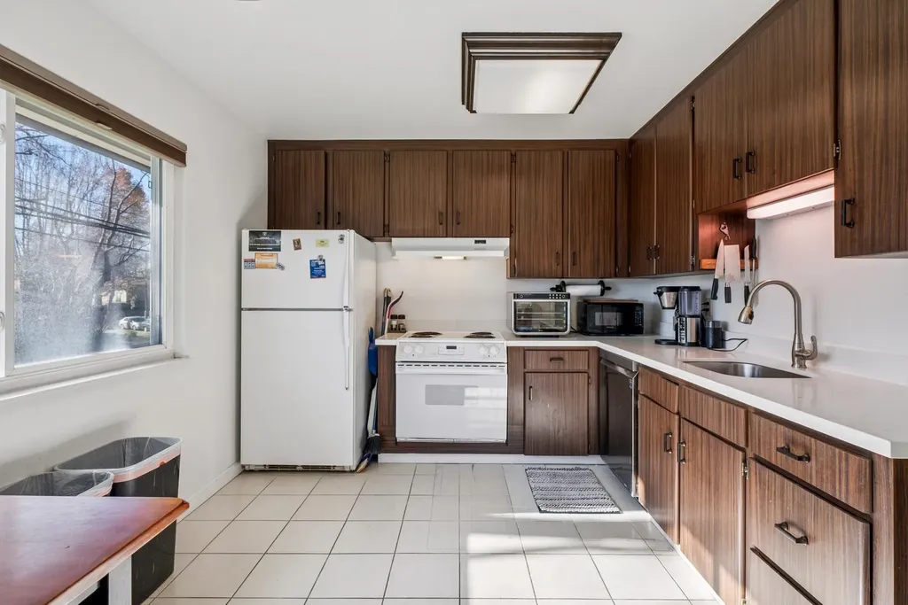 1401 Cottage Street Alameda CA 94501
