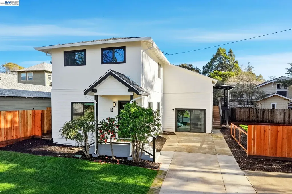 1120 Evans Avenue Napa CA 94559