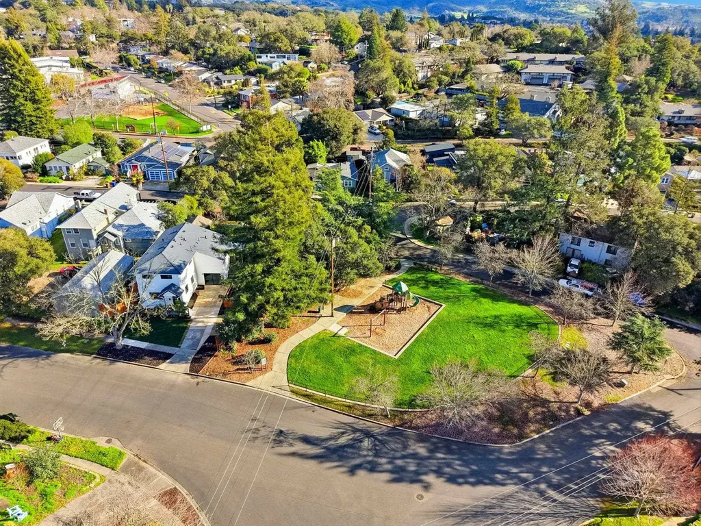 1120 Evans Avenue Napa CA 94559