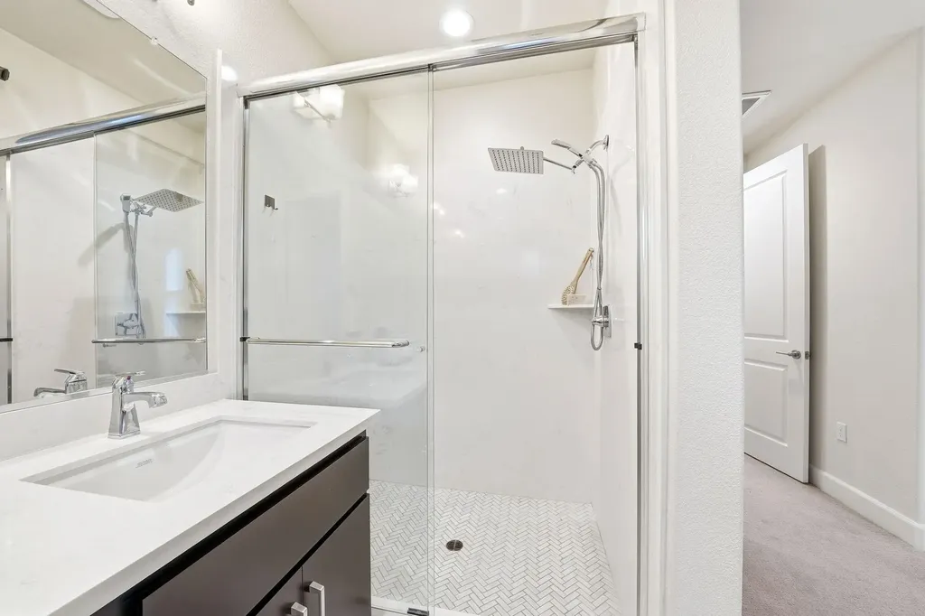 38581 Aventura Fremont CA 94536